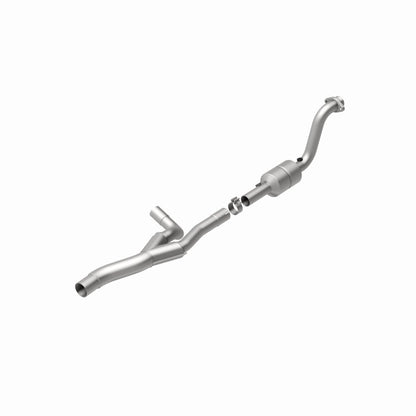 MagnaFlow Direct Fit Catalytic Converter 04-06 Dodge Durango 5.7L Passenger Side
