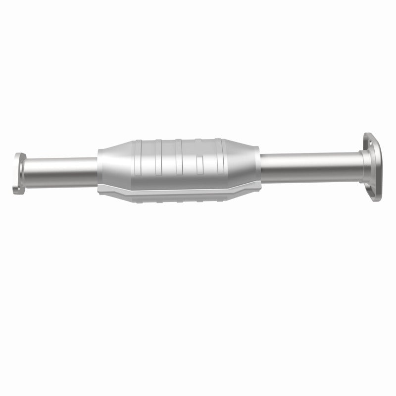 MagnaFlow DirectFit Converter 01-03 Montero Sport OEM