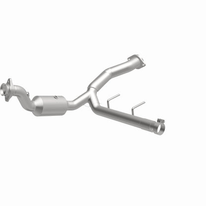 Magnaflow 15-20 F-150 OEM Grade Catalytic Converter | Ford 15-20 (21-475)