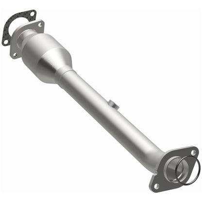 Magnaflow OEM Grade Direct Fit Catalytic Converter | Nissan Pathfinder/Xterra (05-15) (52670)