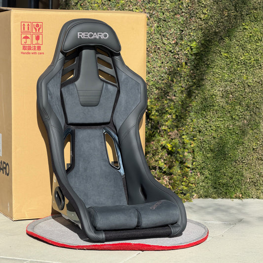 Recaro RSS UT (Large / FRP) - Artificial Leather Black / Ultra Suede Gray