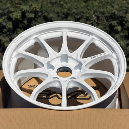 Volk Racing CE28N-Plus 17x10 +44 5x114.3 Dash White (SET)