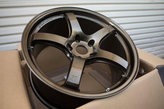 Gram Lights 57CR 18x9.5 +38 5x114.3 Almite Gold-WheelFlip