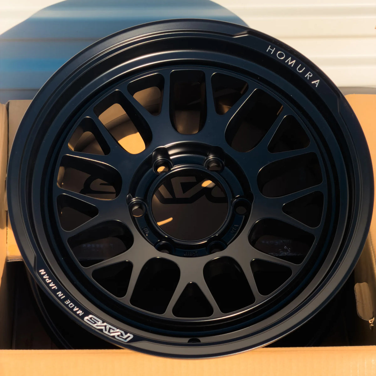 Rays Homura 2x9L-RA 17x8.5 +10 6x139.7 Semigloss Black (SET)