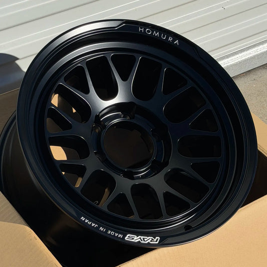 Rays Homura 2x9L-RA 17x8.5 +0 6x139.7 Semigloss Black (SET)