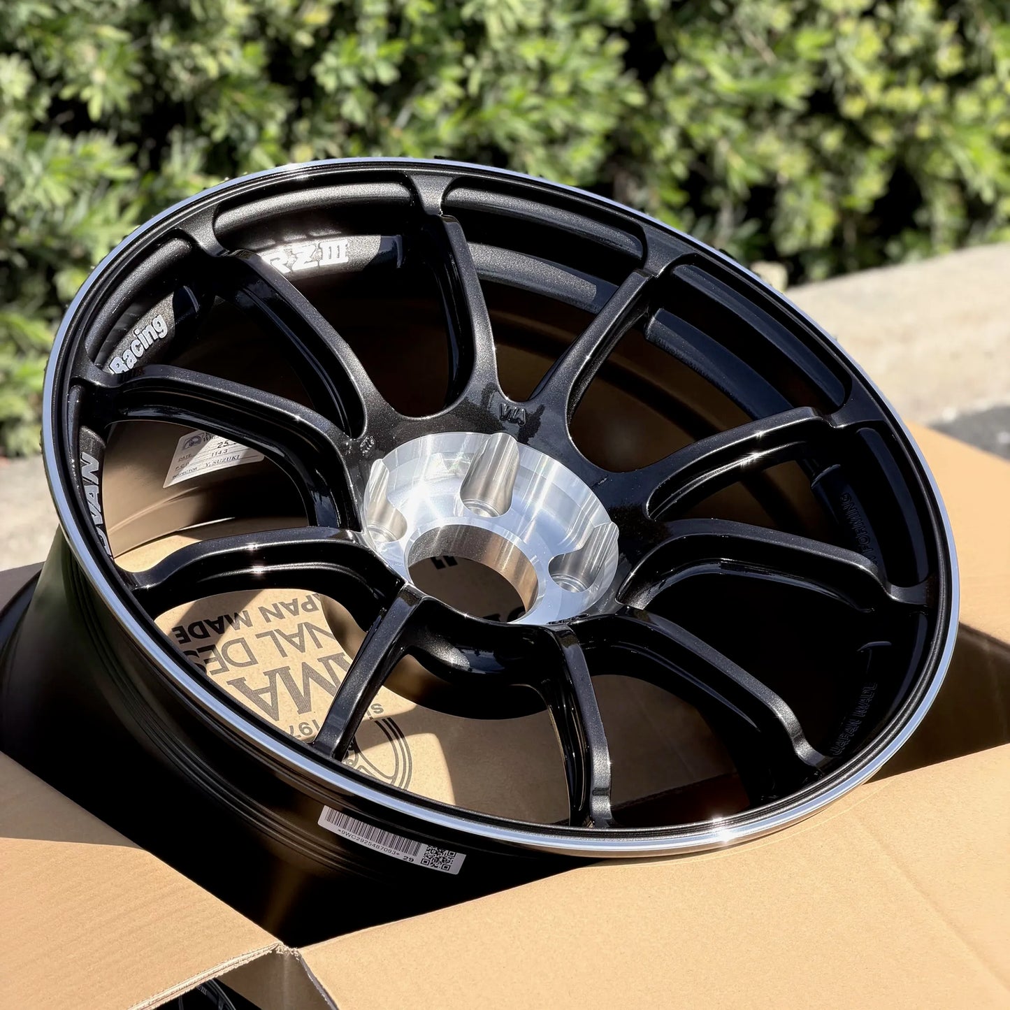 Advan RZIII 18x10 +35 5x114.3 Black Gun Metallic & Diamond Cut (SET)