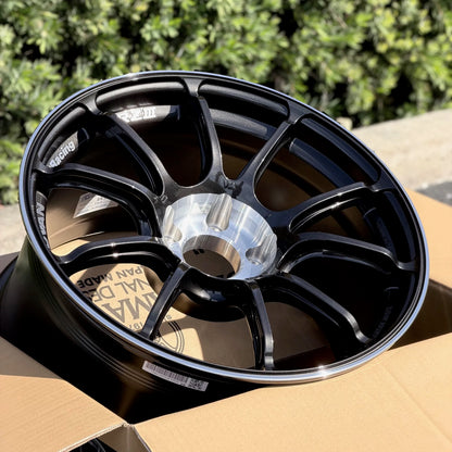 Advan RZIII 18x10 +35 5x114.3 Black Gun Metallic & Diamond Cut (SET)