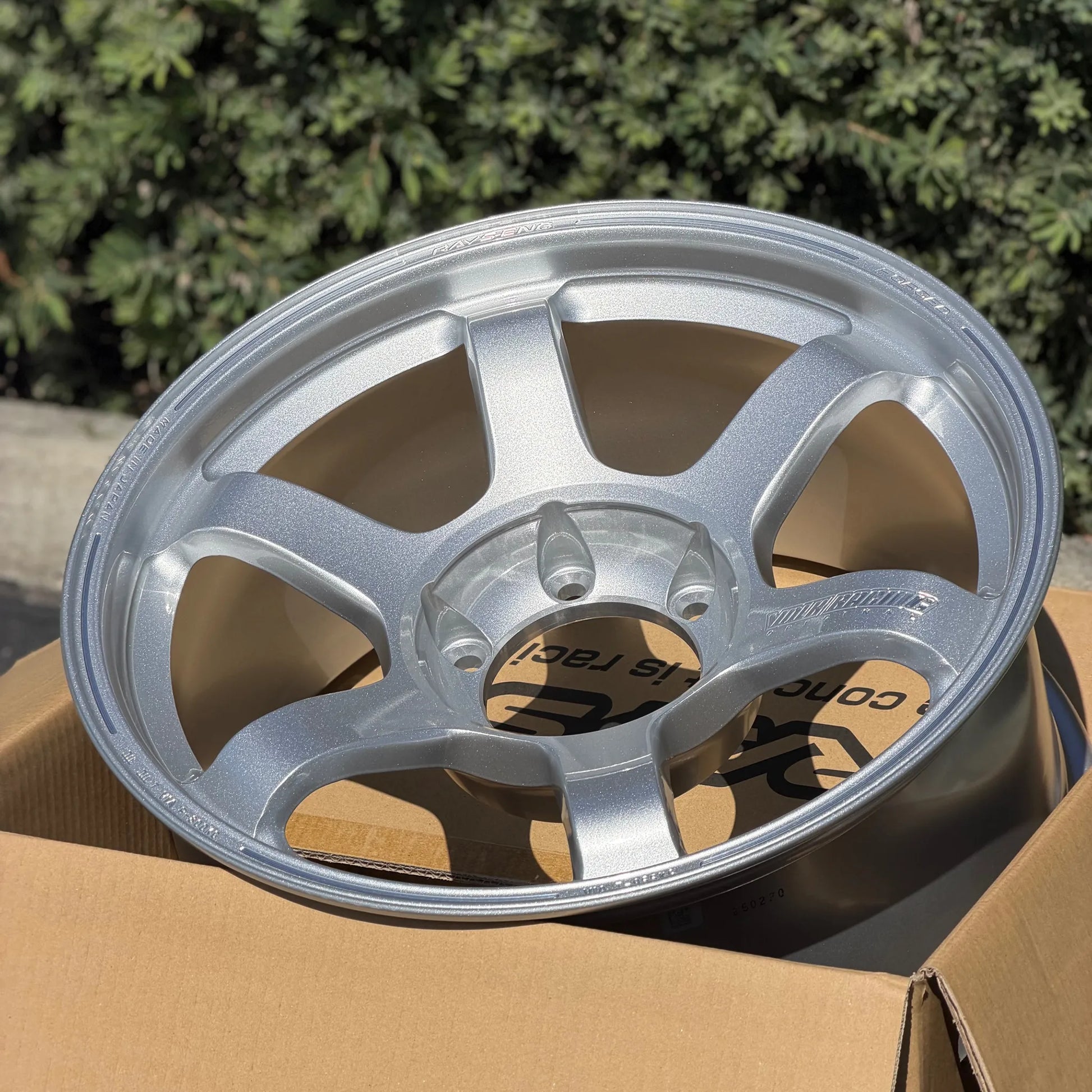Volk Racing TE37 Large PCD Progressive Model II 18x9 +0 6x139.7 Diamond Silver Wheel