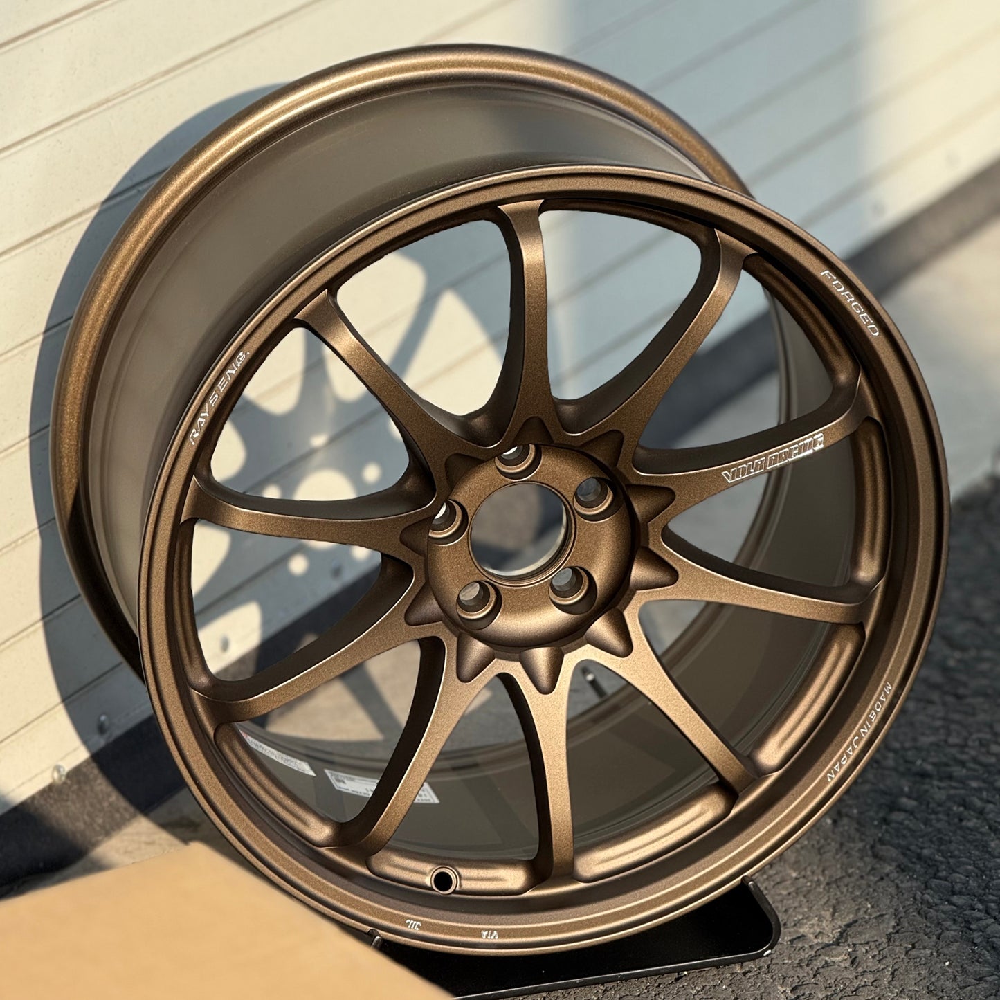 Volk Racing CE28N-Plus 18x9.5 +38 5x120 Blast Bronze (SET)