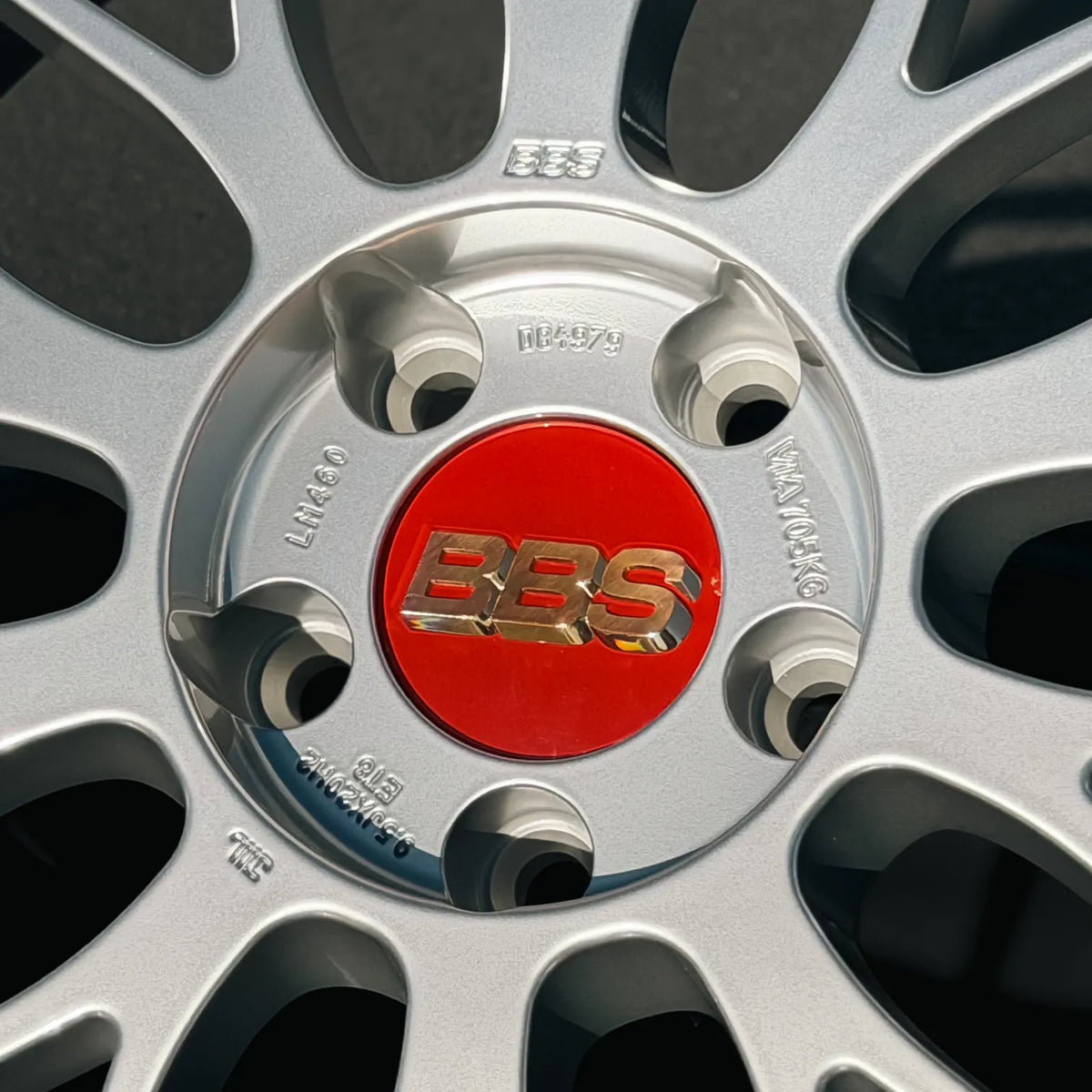 BBS LM 20x9.5 +8, 20x10.5 +15 5x112 Diamond Silver (SET)