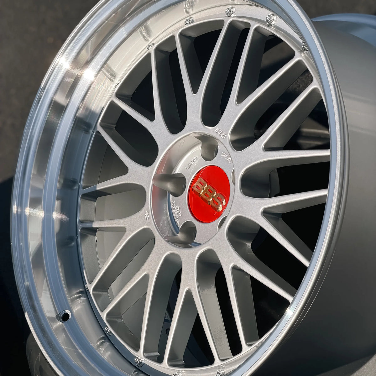 BBS LM 20x9.5 +8, 20x10.5 +15 5x112 Diamond Silver (SET)