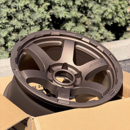 Gram Lights 57DR-X HD 18x9 +0 6x139.7 Dark Bronze (SET)