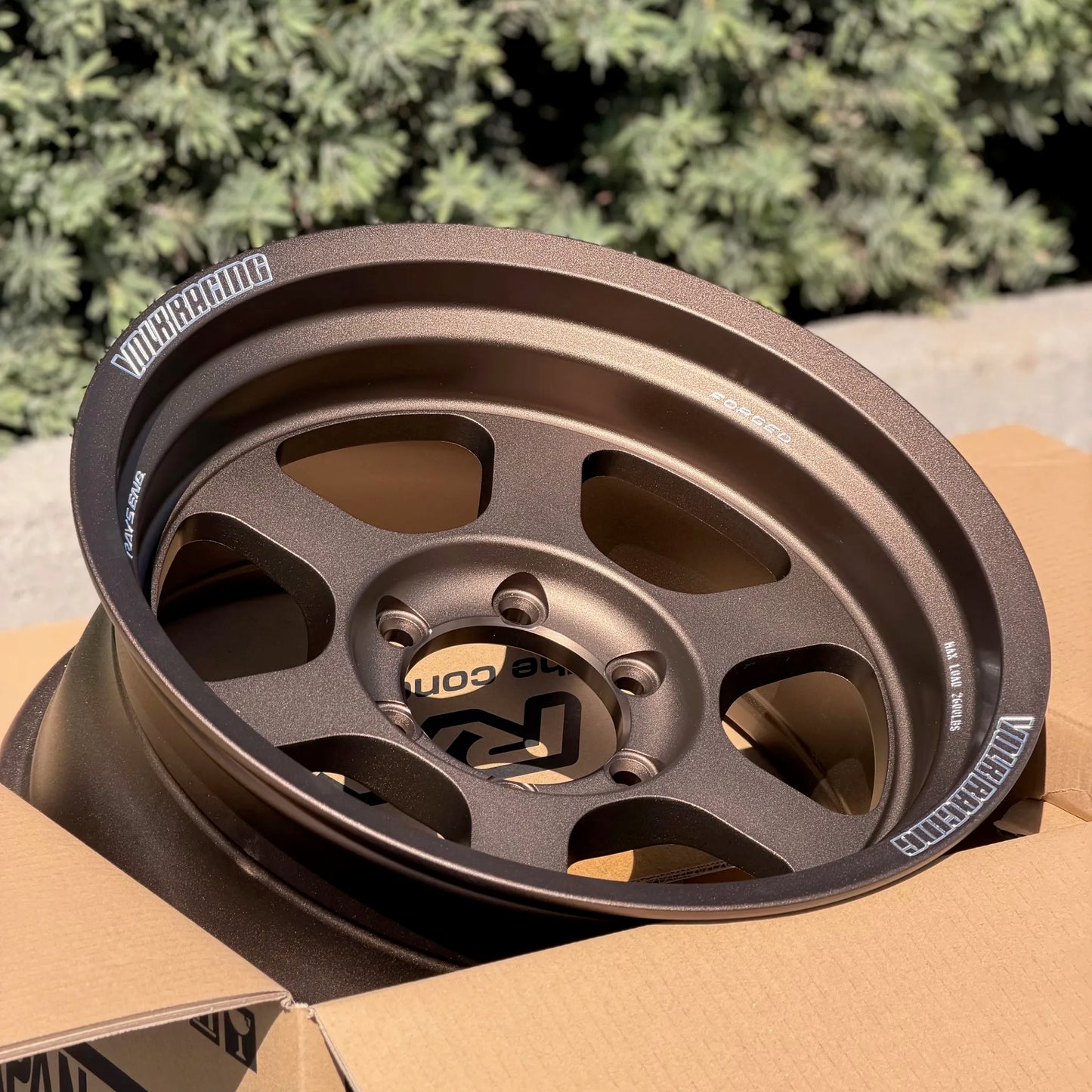 Volk Racing TE37XT M-Spec 17x8.5 -10 6x139.7 Bronze (SET)