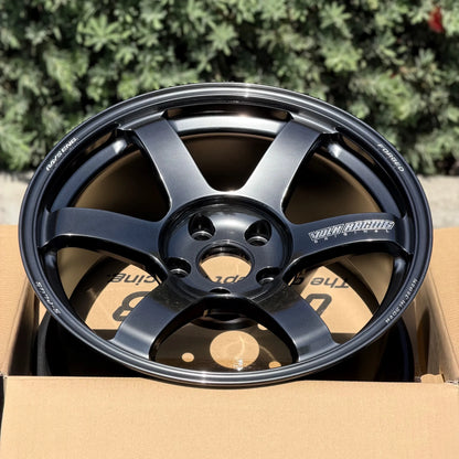 Volk Racing TE37 Saga S-Plus 17x9 +22 5x114.3 Shining Black Metal (SET)