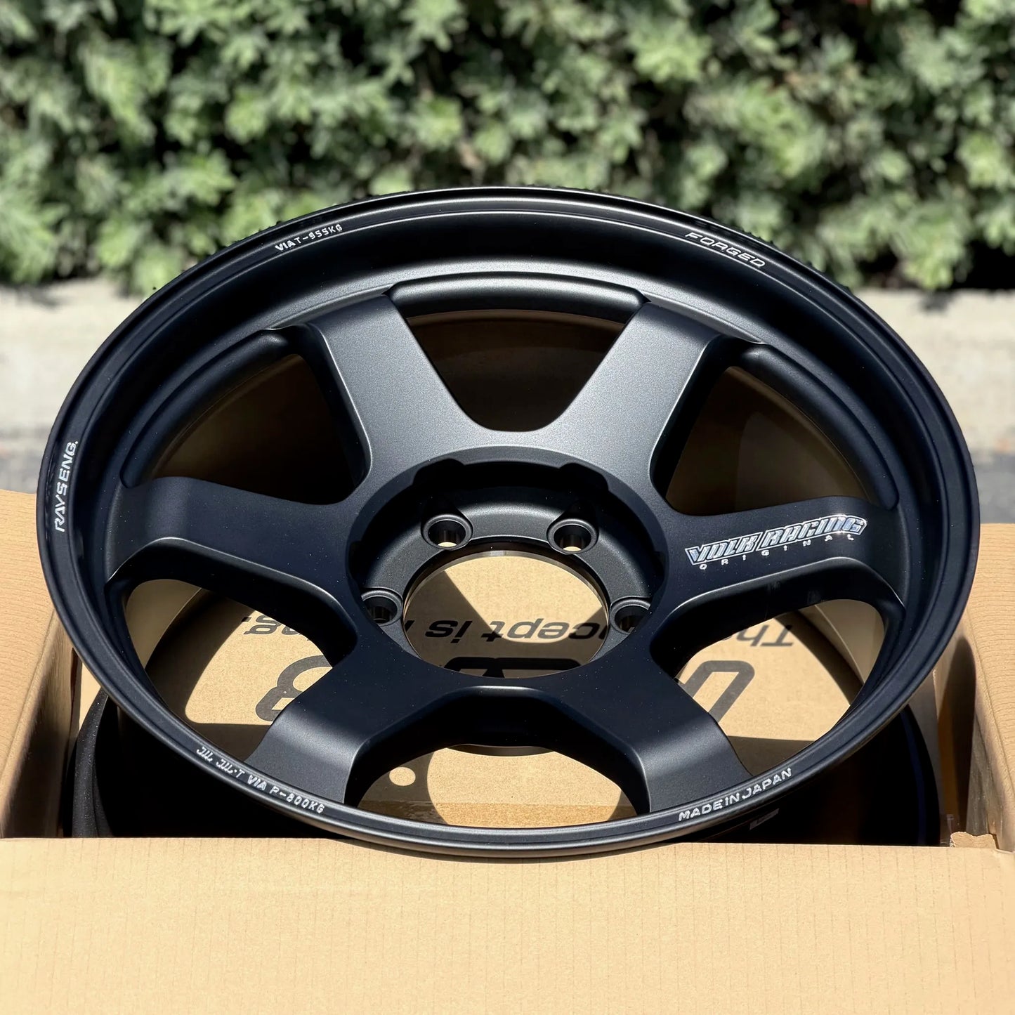 Volk Racing TE37 Ultra Large PCD M-Spec 18x9 +15 6x139.7 Matte Black (SET)