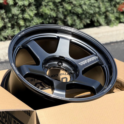Volk Racing TE37 Ultra Large PCD M-Spec 18x9 +15 6x139.7 Shining Black Metal (SET)