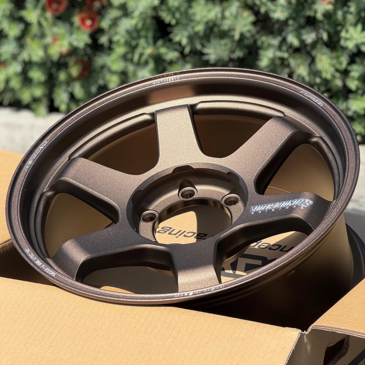 Volk Racing TE37 Ultra Large PCD M-Spec 18x9 +15 6x139.7 Bronze (SET)