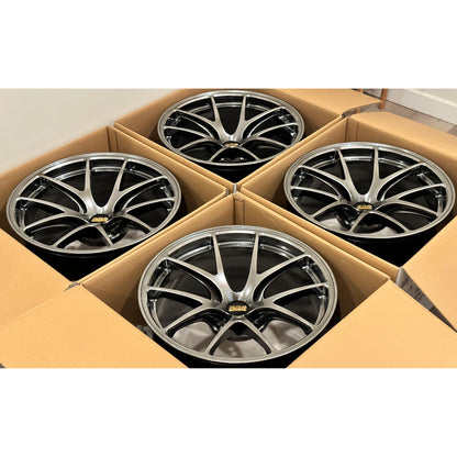 BBS RI-A 18x10.5 +22 5x120 Diamond Black (SET)