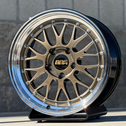 BBS LM 17x8.5 +18 5x120 Diamond Gold (SET)