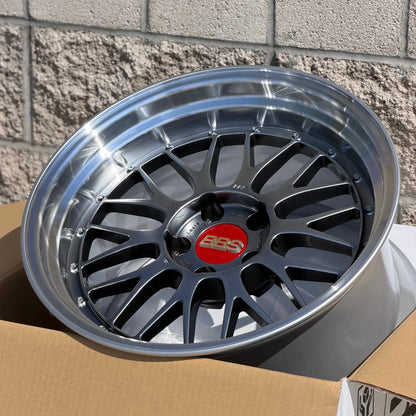 BBS LM 18x10.5 +15 5x114.3 Diamond Black (SET)