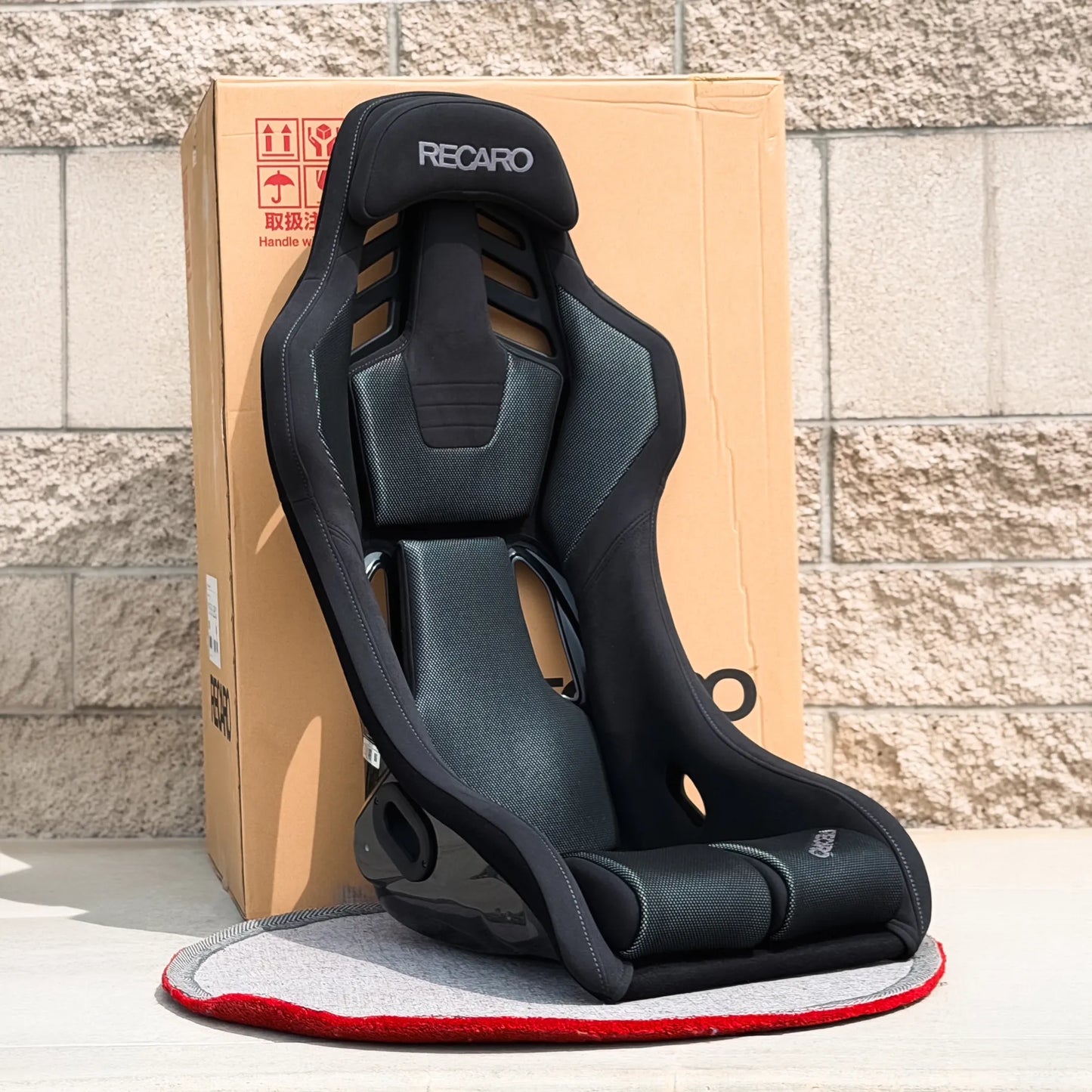 Recaro RSS BK (Large / FRP) - Kamui Black / Brilliant Mesh Silver