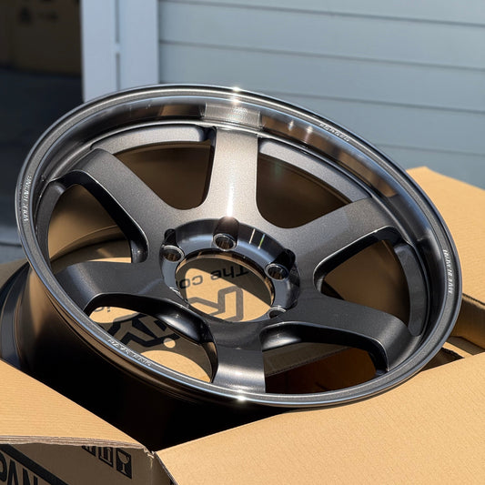 Volk Racing TE37SB SL 18x8.5 +22 6x139.7 Pressed Graphite (SET)