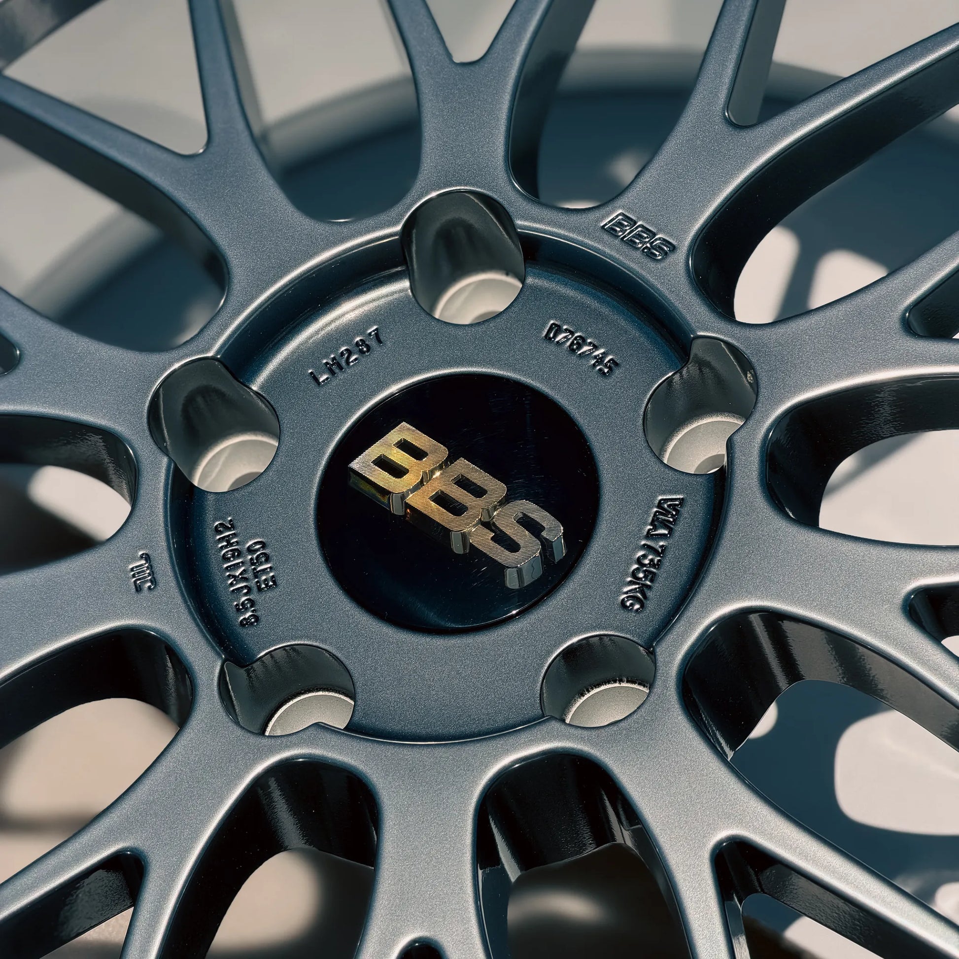 BBS LM風ホイール BBS LM 19x8.5 +50 19x11 +50 5x130 Diamond Black for Porsche 996