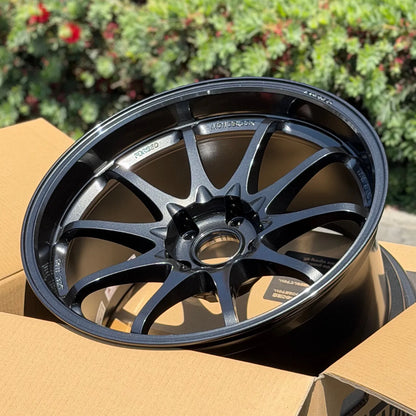 Volk Racing CE28 Club Racer II Black Edition 18x10.5 +22 5x114.3 Diamond Dark Gunmetal (SET)