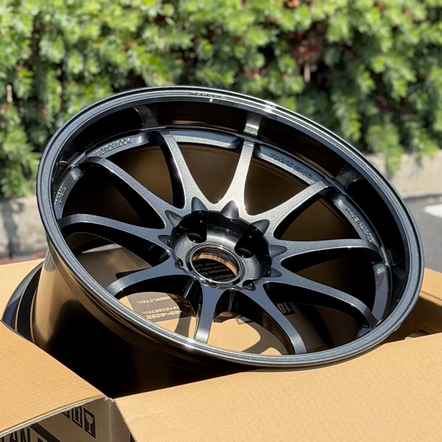Volk Racing CE28 Club Racer II Black Edition 18x10.5 +22 5x114.3 Diamond Dark Gunmetal (SET)