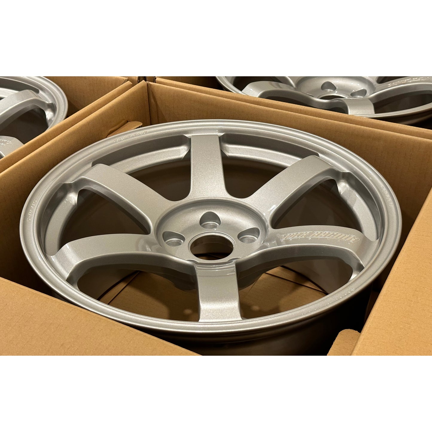 Volk Racing TE37 Saga S-Plus 18x10 +35 5x114.3 Diamond Silver (SET)