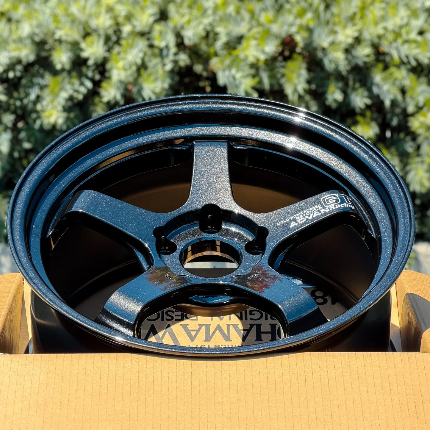 Advan GT Beyond-R 18x10 +40 5x120 Racing Titanium Black (SET)