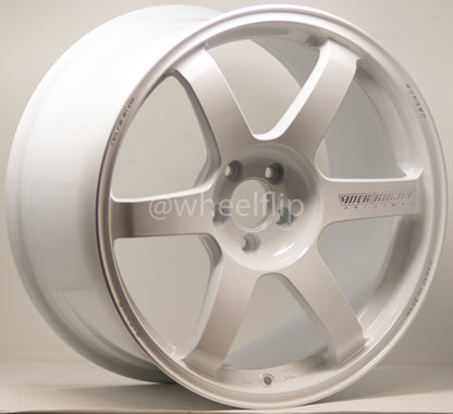 Volk Racing TE37 Saga S-Plus 18x9.5 +38 5x114.3 Dash White (SET)