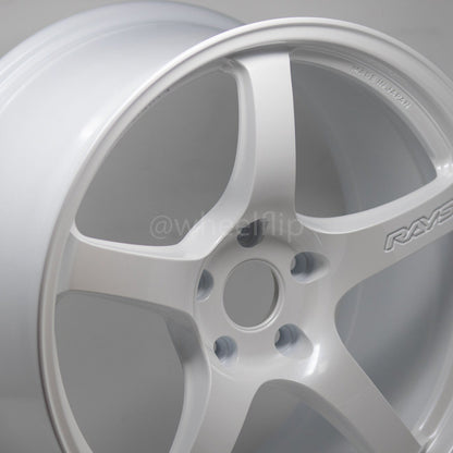 Gram Lights 57CR 18x9.5 +38 5x114.3 Ceramic White Pearl
