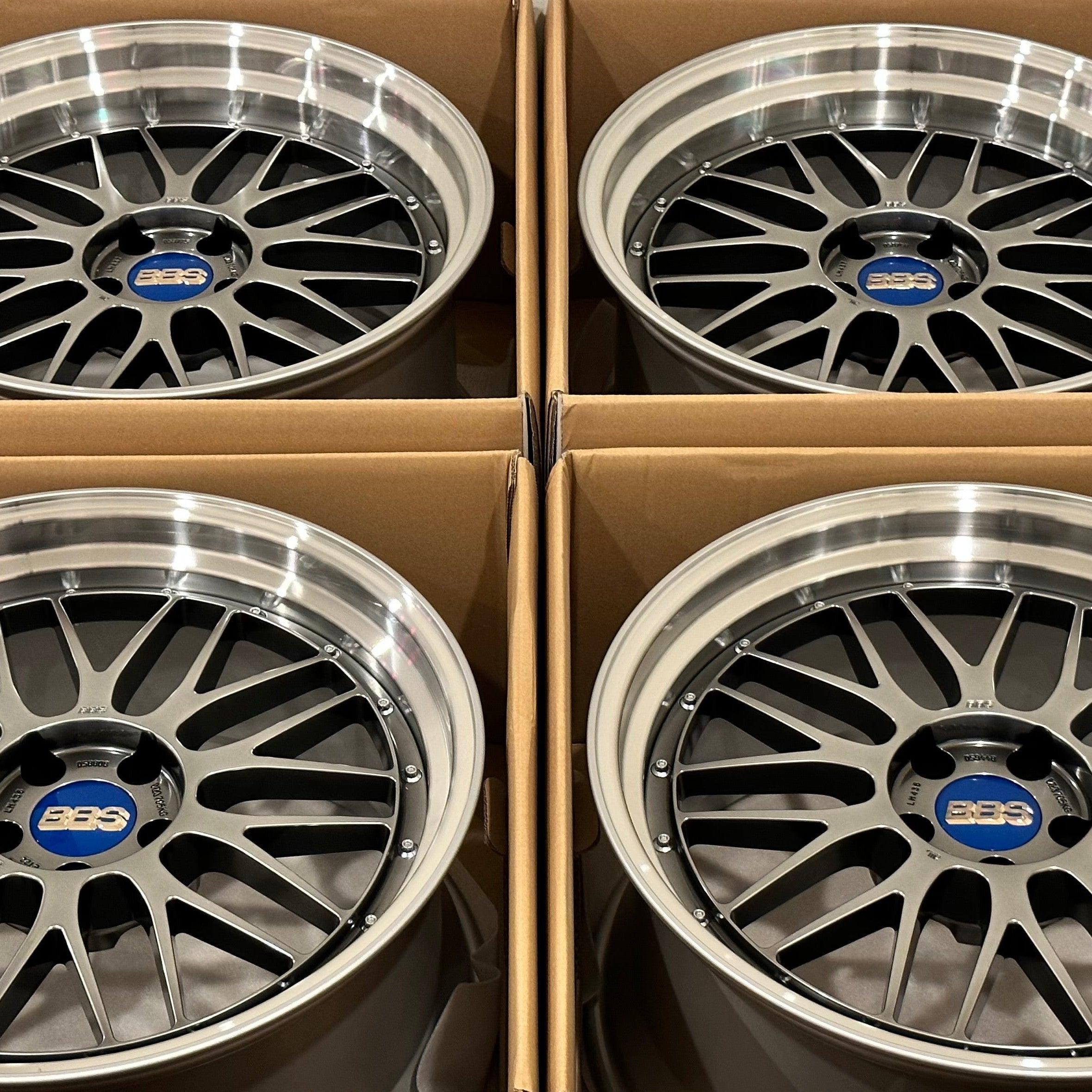 BBS LM 20x10 +22, 20x11 +24 5x112 Diamond Black (SET BBS LM 20x10 +22, 20x11 +24 5x112 Diamond Black (SET