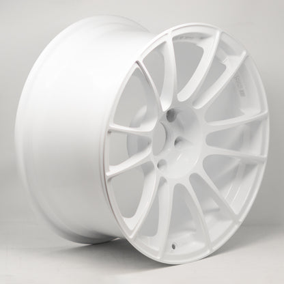 SSR GTX04 18x9.5 +22 5x114.3 White (SET)