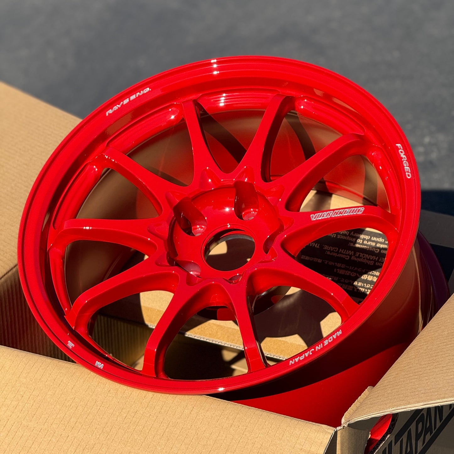 Volk Racing CE28N-Plus 17x9 +22 5x114.3 Red (SET)