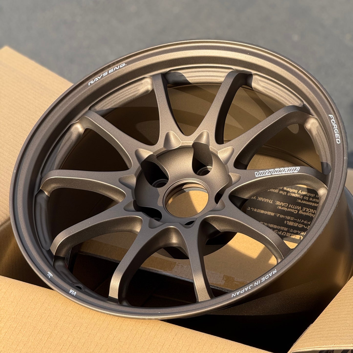 Volk Racing CE28N-Plus 17x9 +22 5x114.3 Blast Bronze (SET)