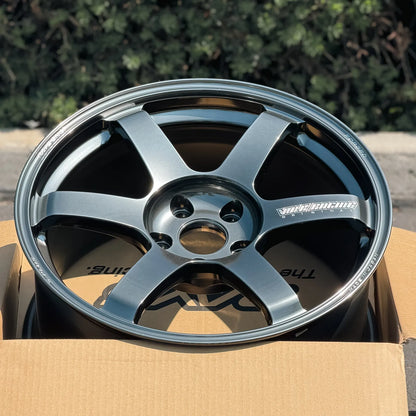 Volk Racing TE37 Saga S-Plus 18x9.5 +38 5x114.3 Shining Black Metal (SET)