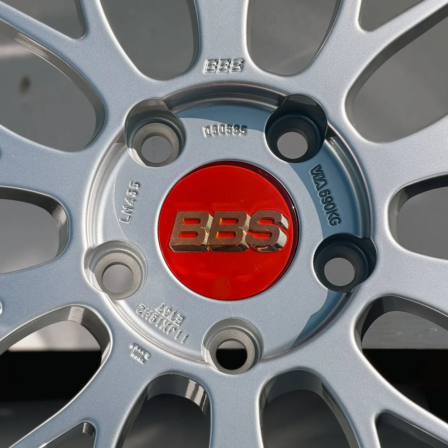 BBS LM 19x10 +25, 19x11 +37 5x120 Diamond Silver (SET)