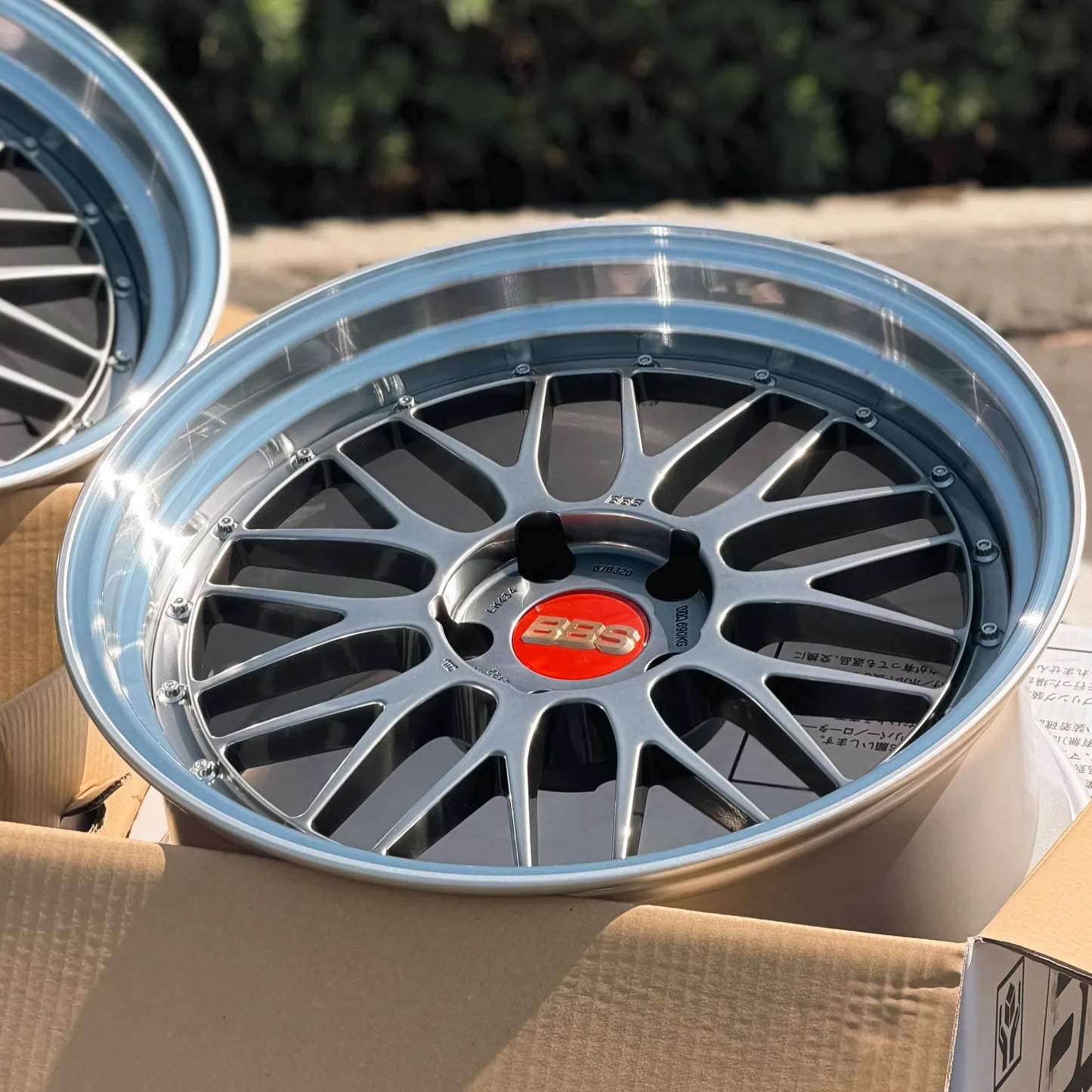 BBS LM 19x9.5 +22, 19x11 +37 5x120 Diamond Black (SET)