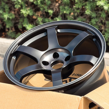 Volk Racing TE37 Saga SL M-Spec 18x9.5 +22 5x114.3 Pressed Black (SET)