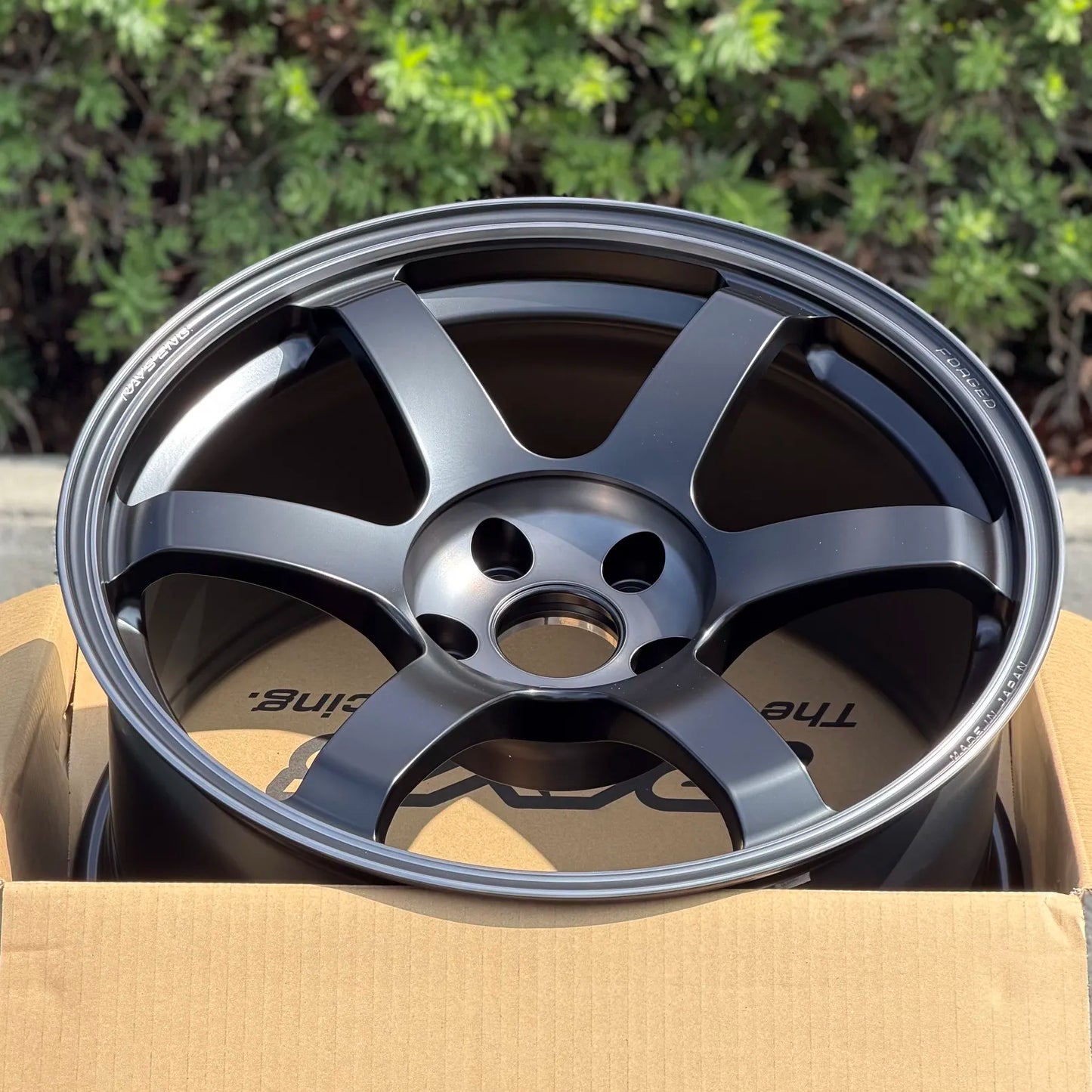 Volk Racing TE37 Saga SL M-Spec 18x9.5 +22 5x114.3 Pressed Black (SET)