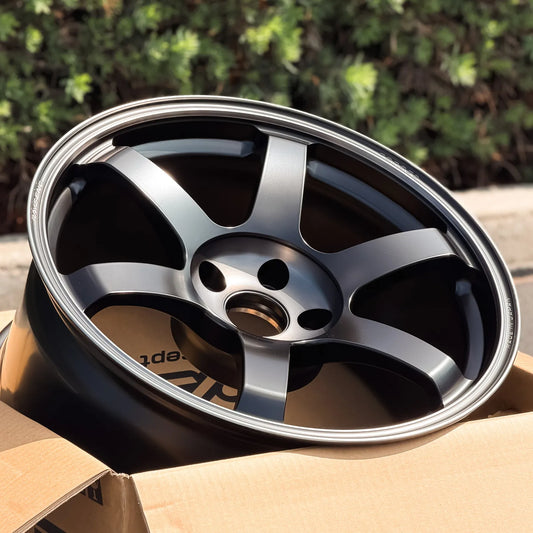 Volk Racing TE37 Saga SL M-Spec 18x9.5 +22 5x114.3 Pressed Black (SET)