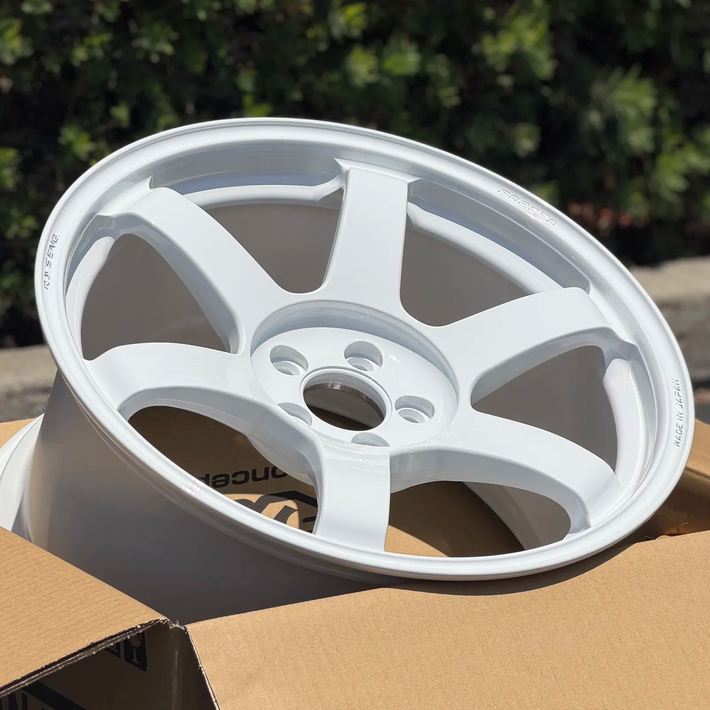 Volk Racing TE37 Saga SL 17x9.5 +45 5x100 Dash White (SET)
