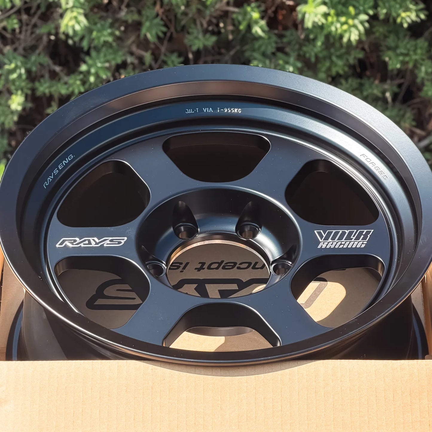 Volk Racing TE37XT Black Shadow LTD 17x8 +0 6x139.7 Matte Translucent Black (SET)