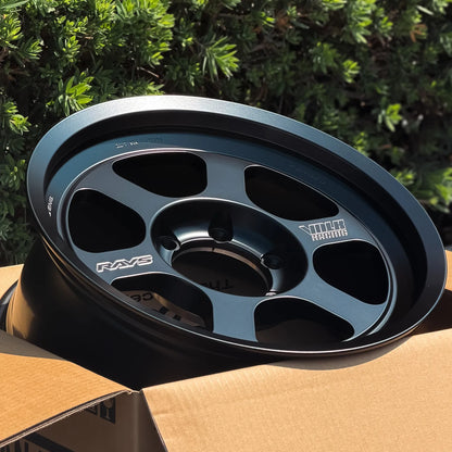 Volk Racing TE37XT Black Shadow LTD 17x8 +20 6x139.7 Matte Translucent Black (SET)