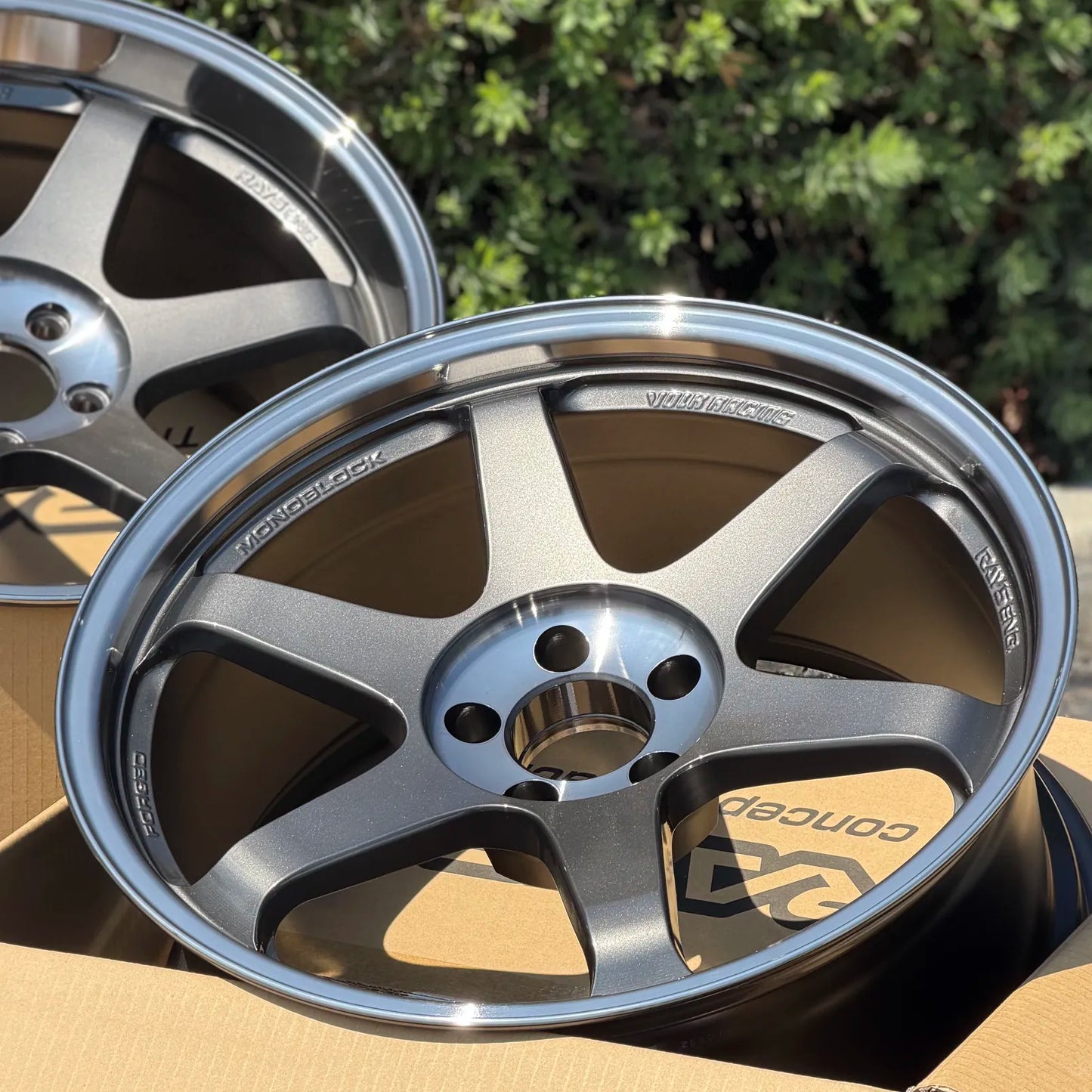 Volk Racing TE37SL 19x9.5 +22, 19x10.5 +35 5x112 Pressed Graphite (SET)