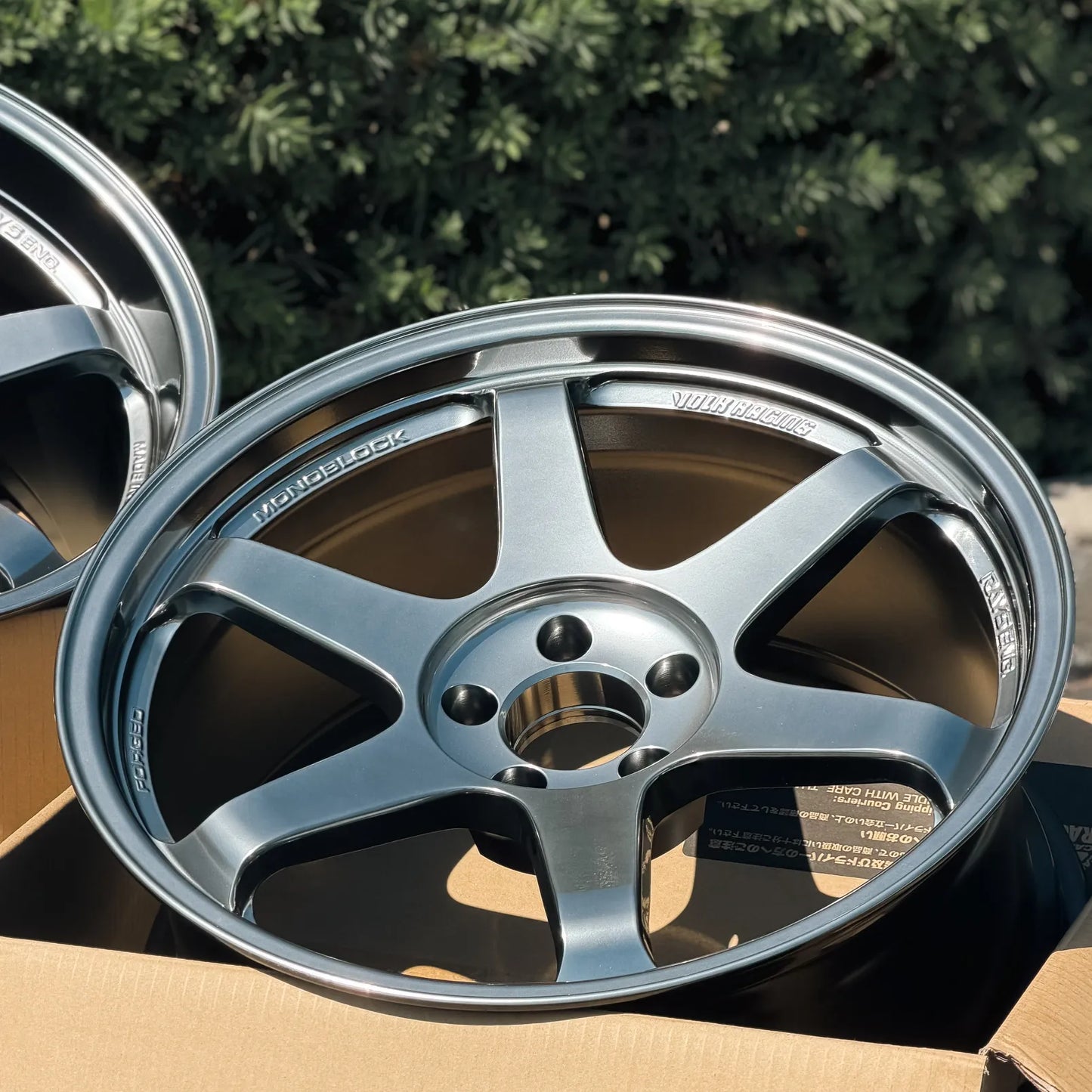 Volk Racing TE37SL 19x9.5 +22, 19x10.5 +35 5x112 Shining Light Metal (SET)