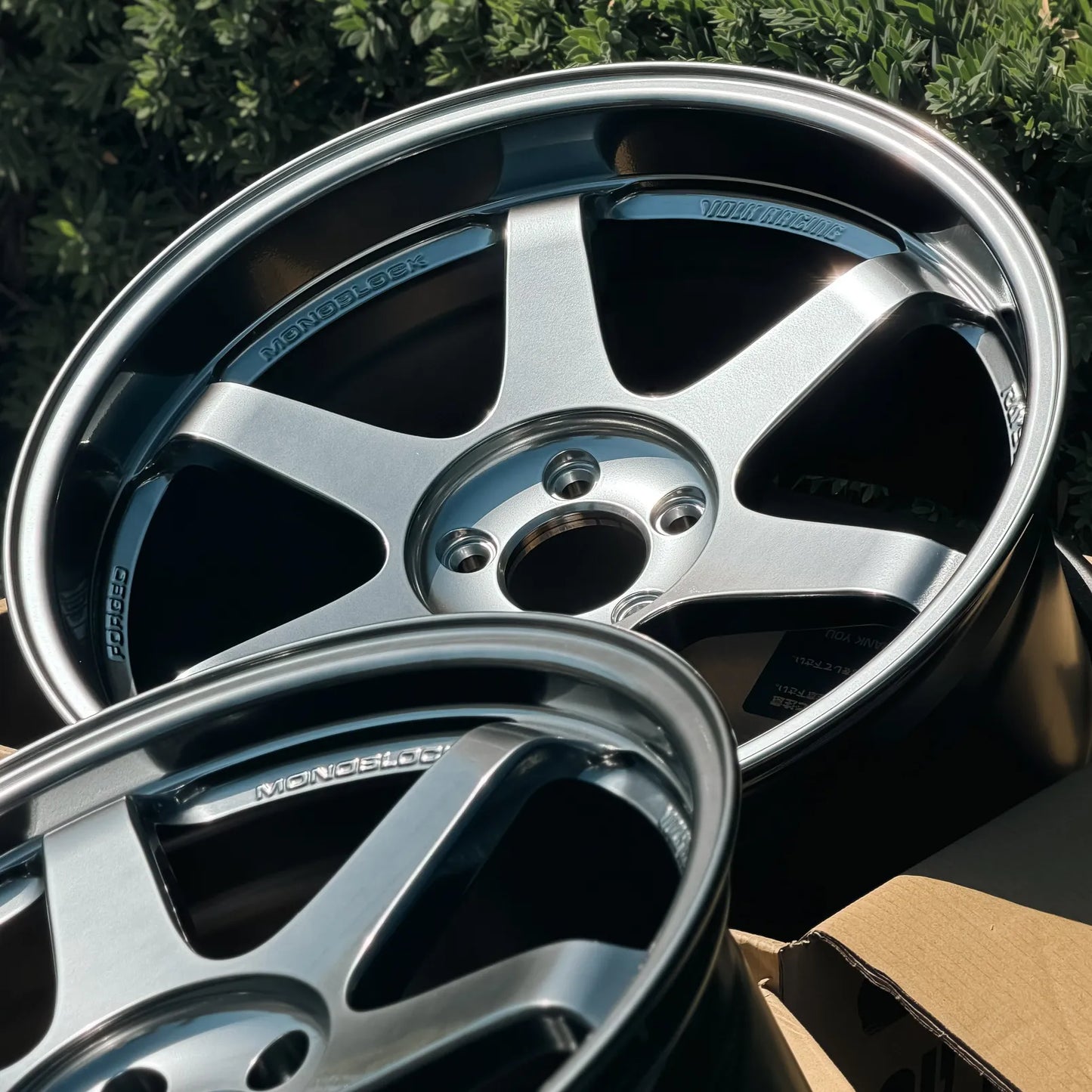 Volk Racing TE37SL 19x9.5 +22, 19x10.5 +35 5x112 Shining Light Metal (SET)