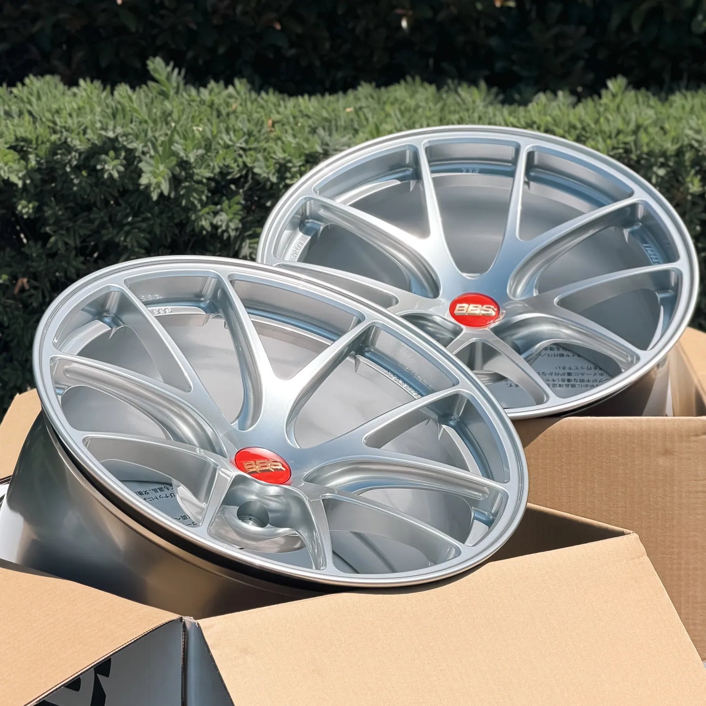 BBS RI-A 18x10 +25, 18x11 +37 5x120 Diamond Silver (SET)